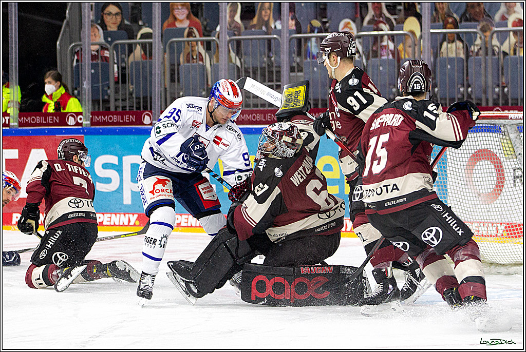 PENNY DEL;  Koelner Haie - Schwenninger Wild Wings; Koeln, 21.03.2021